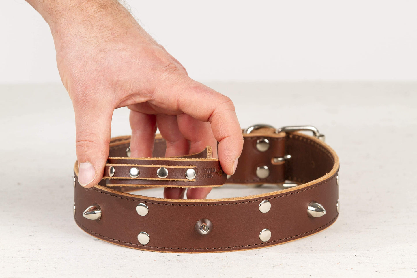 Handmade brown leather STUDDED dog collar | animalistus