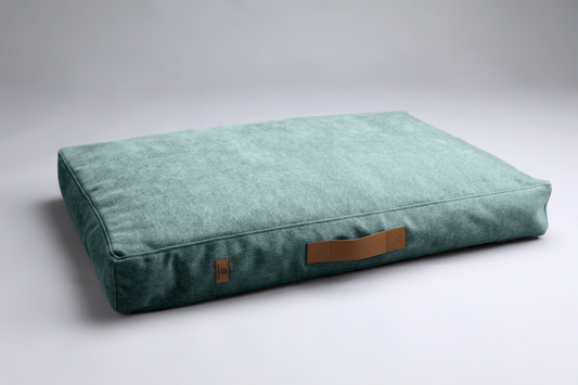 Scandinavian design dog bed | 2-sided | JUNGLE GREEN
