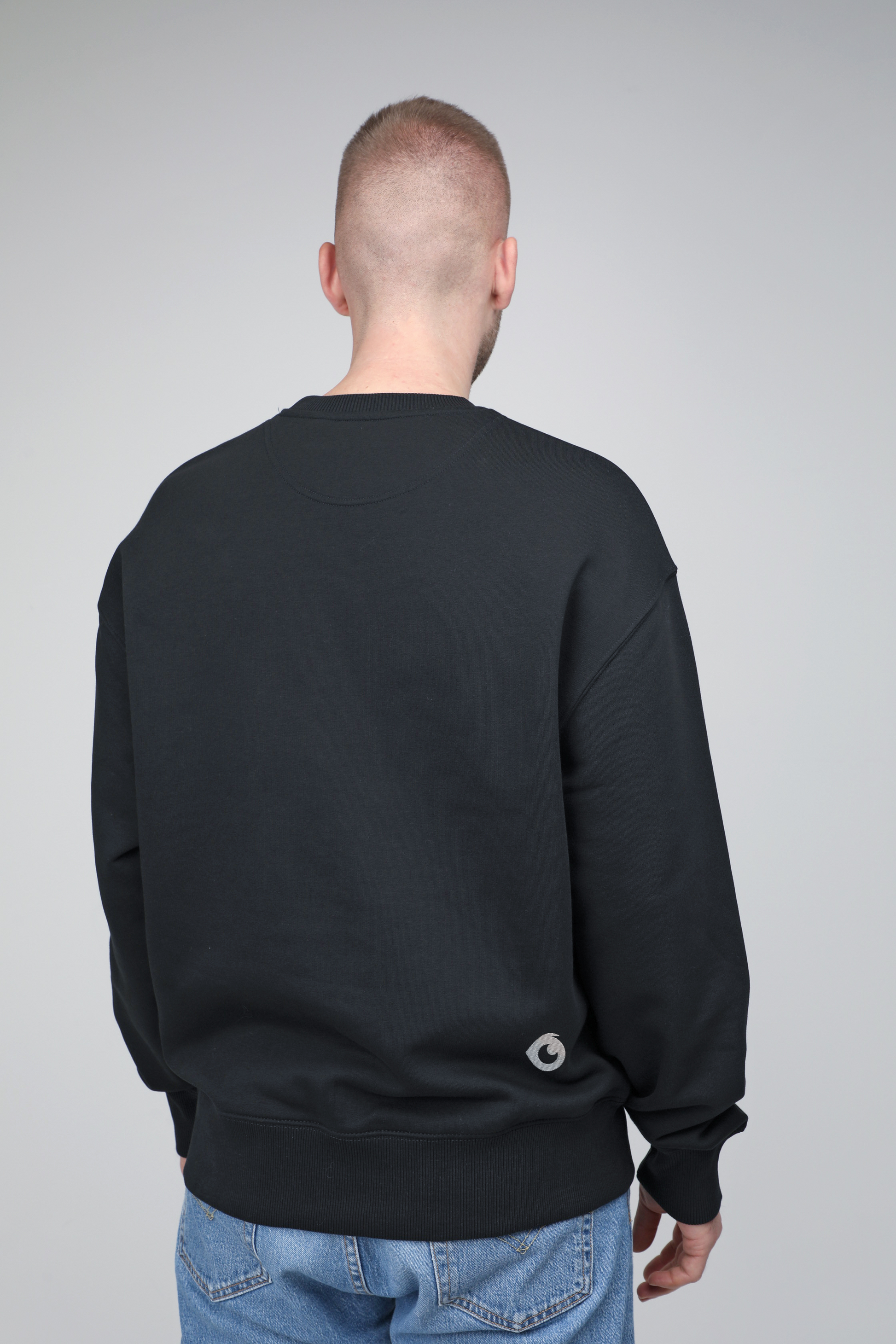 Oh, hello there! | Crew neck sweatshirt with embroidered dog. Oversize fit | Unisex | animalistus