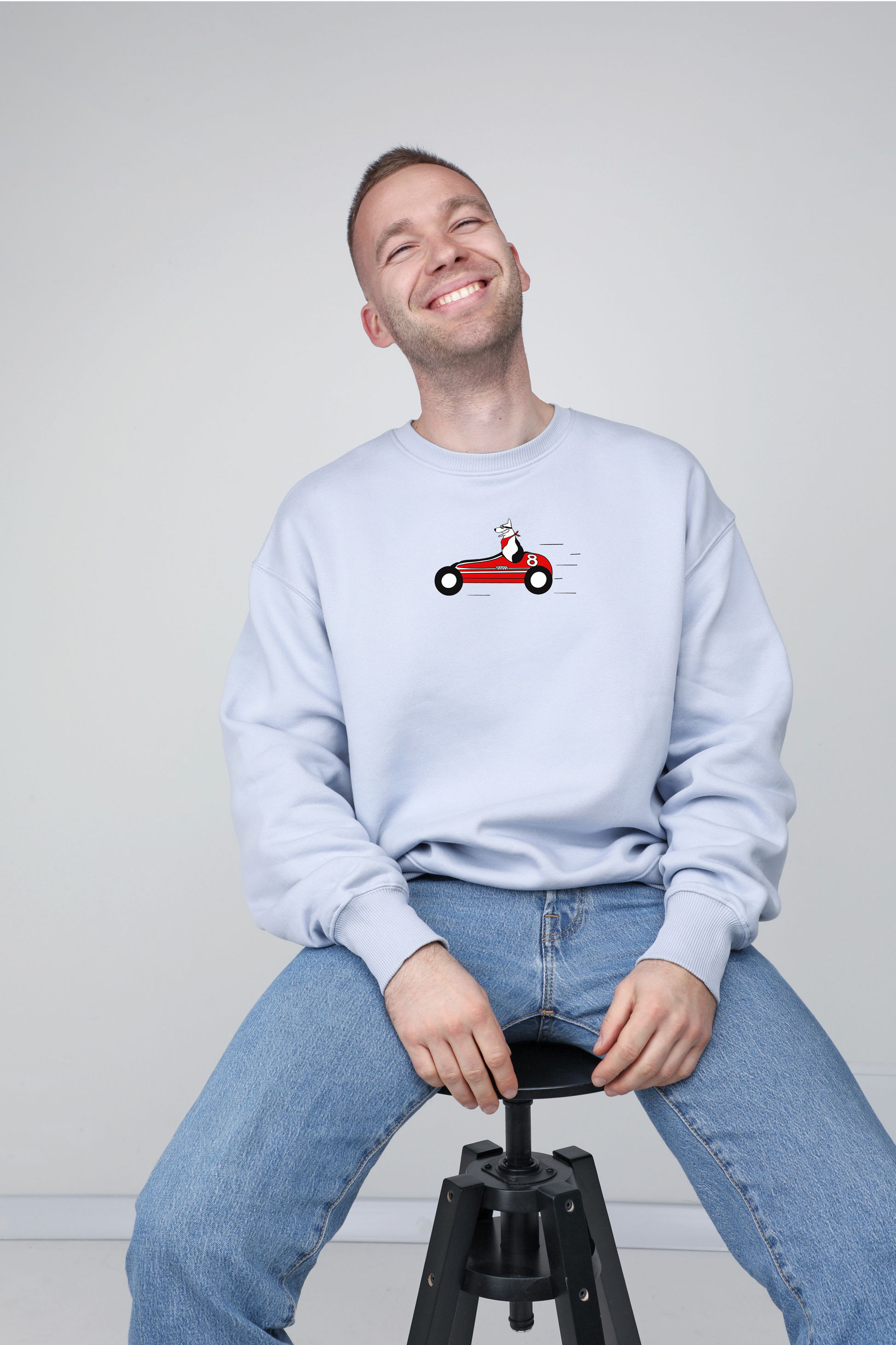 Retro racer dog | Crew neck sweatshirt with dog. Oversize fit | Unisex | animalistus