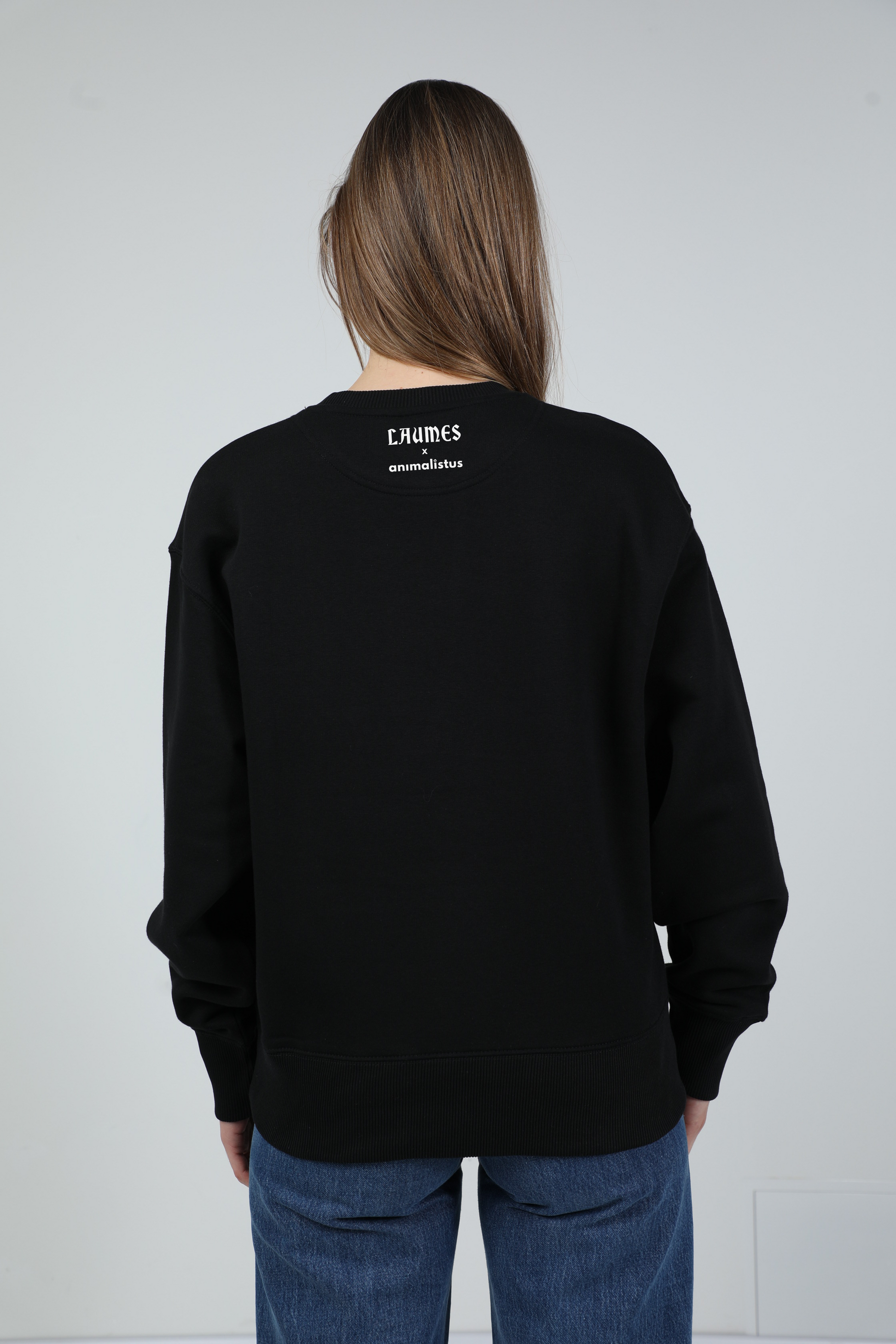 Laumės x animalistus | Crew neck sweatshirt with dog. Oversize fit | Unisex | animalistus