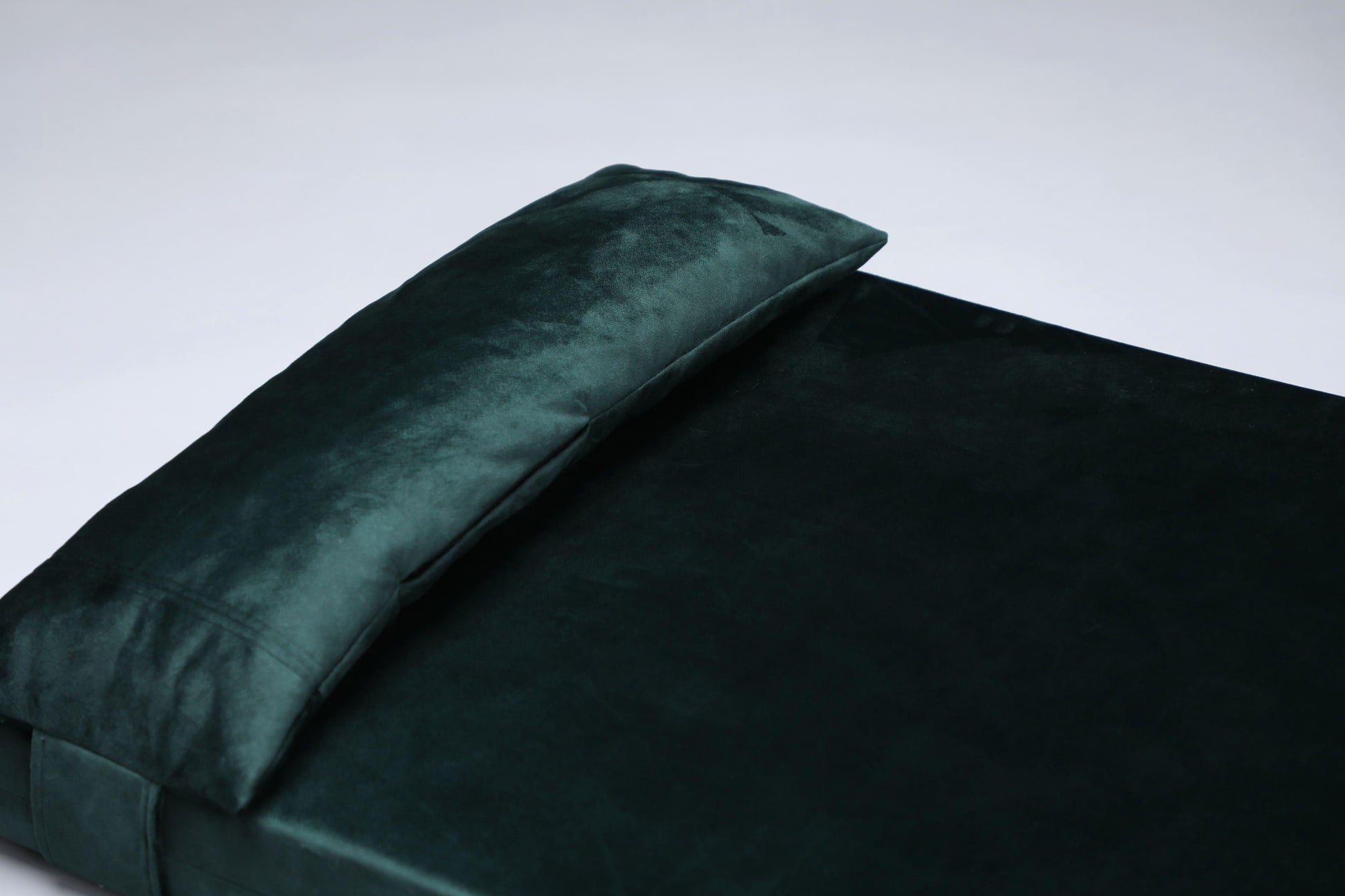 Dog's bedroom bed | ComfySupport+ | 2-sided | EMERALD GREEN | animalistus