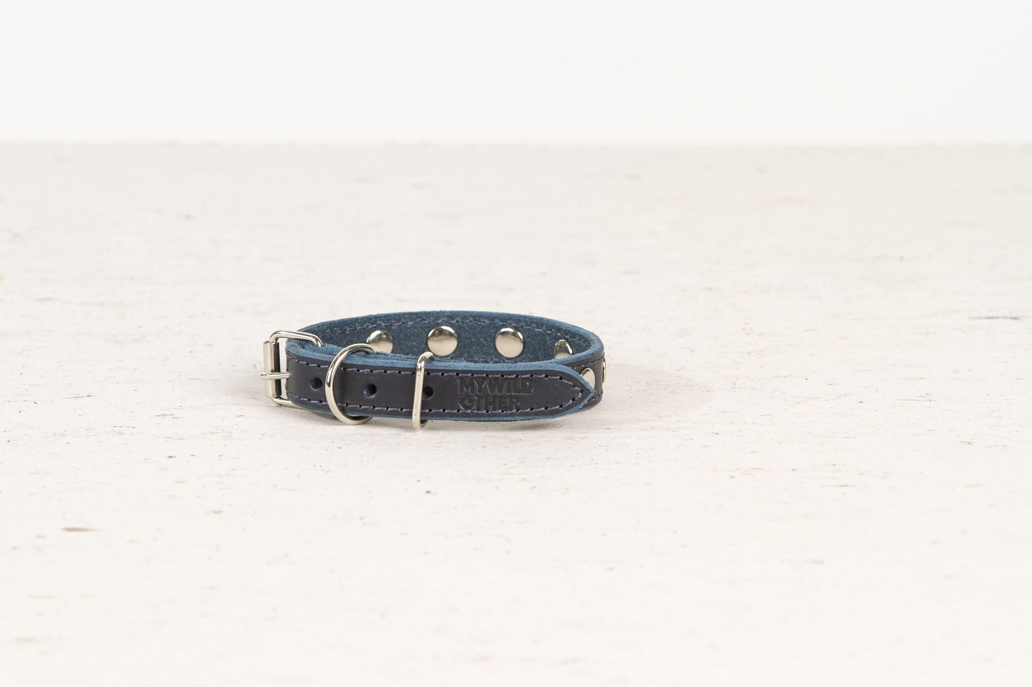 Handmade blue leather STUDDED dog collar | animalistus
