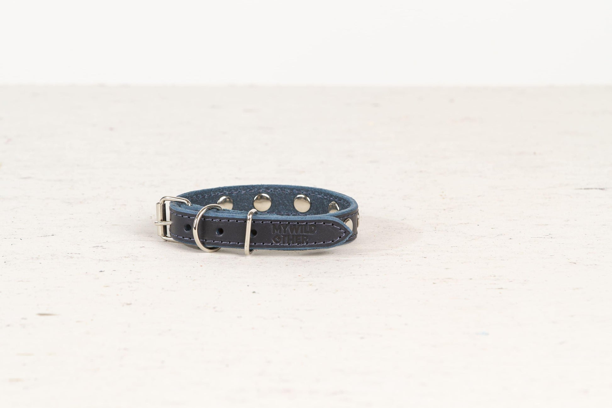 Handmade blue leather STUDDED dog collar | animalistus